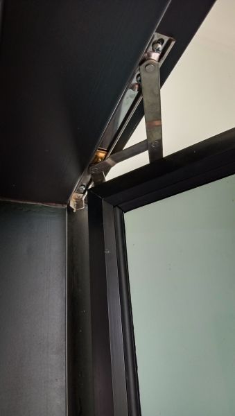 Pivot Window Replacement in Labelle