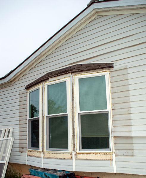 Bay Window Replacement in Labelle